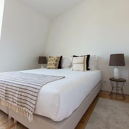 Luxury T.m. Penthouse With A View Apartman *